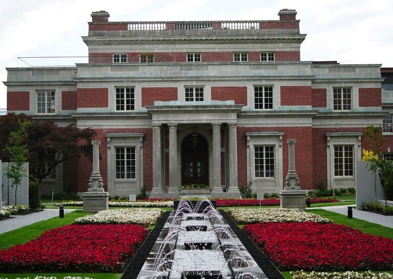 Shannon Estate, 7101-7201 Granville Street