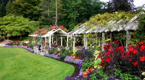 https://vancouver.ca/images/cov/content/stanley-park-rose-garden.JPG