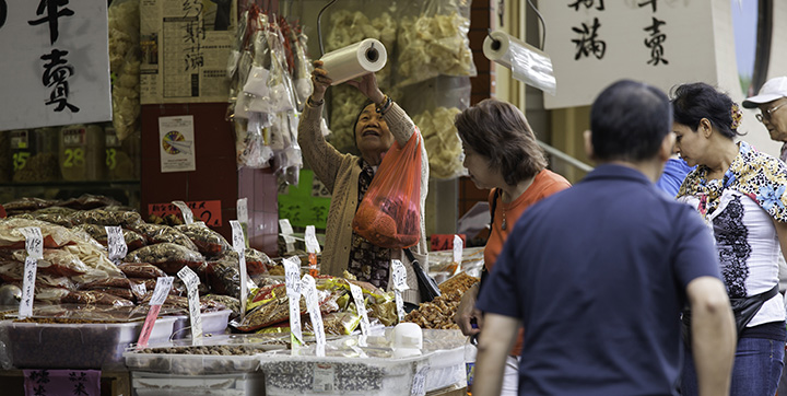 People shopping in Chinatown