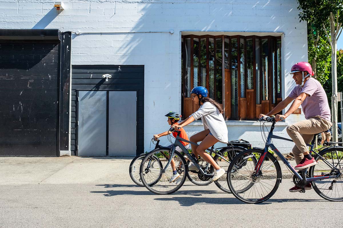 people cycling