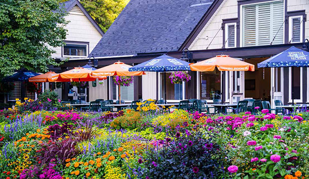 The gardens outside of a golf clubhouse 