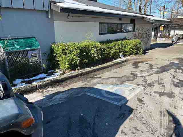 Curbside voting location at Britannia Community Services Centre