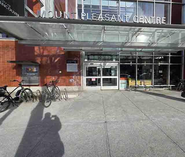 Accessible entrance to voting location at Mount Pleasant Community Centre