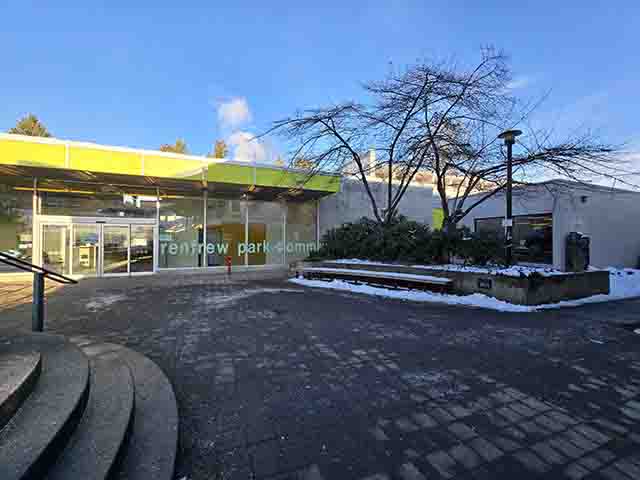 Accessible entrance to voting location at Renfrew Park Community Centre