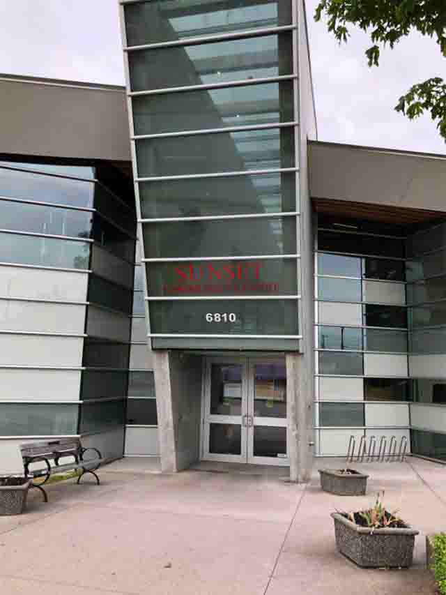 Accessible entrance to voting location at Sunset Community Centre