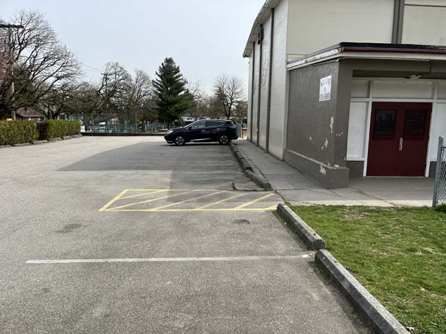 Curbside voting area at Lord Selkirk Elementary School