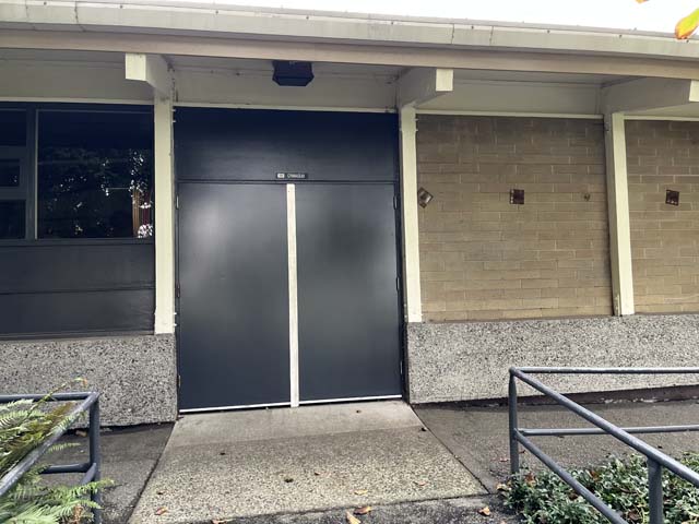 Accessible entrance to voting place at Douglas Park Community Centre