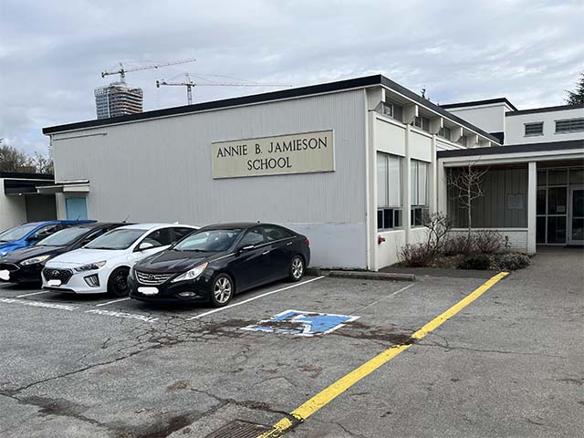 Accessible entrance and curbside voting area at Dr. Annie B. Jamieson Elementary School