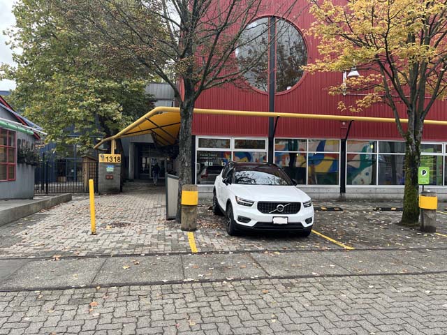 Curbside voting area at False Creek Community Centre