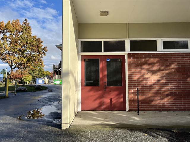 Accessible entrance to voting place at General Brock Elementary