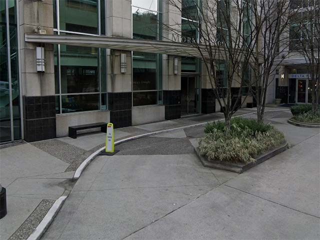 Curbside voting place at Morris J. Wosk Centre for Dialogue