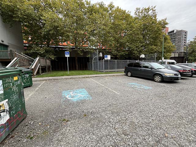 Curbside voting area at RayCam Co-operative Centre