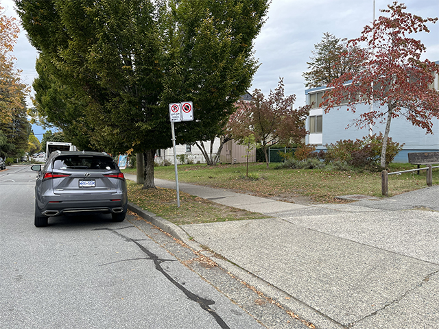 Curbside voting area at Sir Richard McBride Annex
