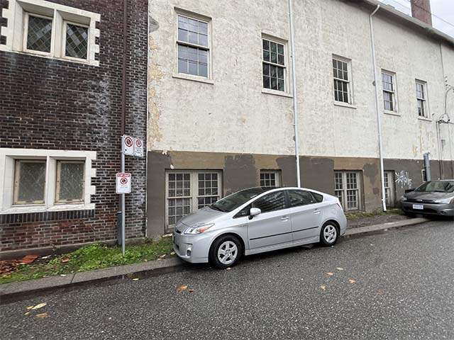 Curbside voting area at St. Paul's Anglican Church