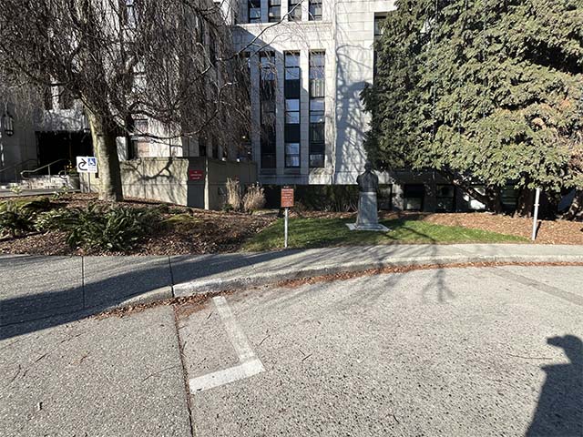Curbside voting area at Vancouver City Hall
