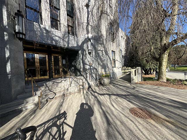 Accessible entrance to voting place at City Hall